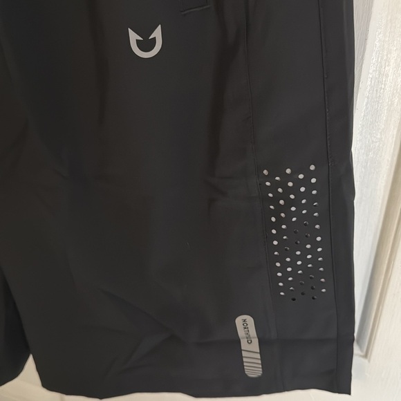 NWT Northyard Men’s Athletic Shorts,Zipper Pockets with Mesh Lining,Quick Dry - Picture 2 of 11